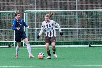 Bild 79 - wBJ VfL Pinneberg - St. Pauli : Ergebnis: 7:0 (Abbruch)